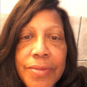 Meet your Posher, Lenore